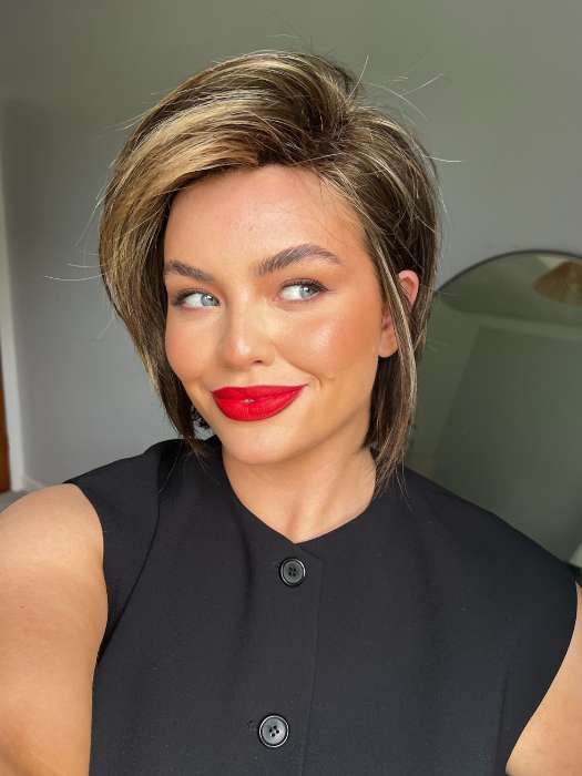 Reese |Short Grey Daily Use Wigs for Women