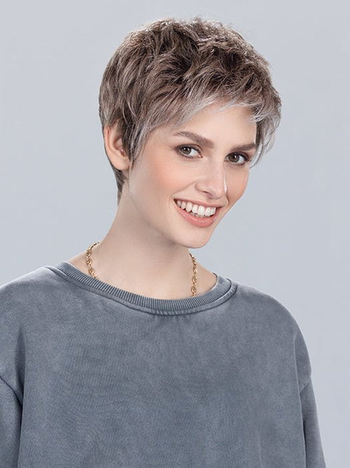 Chat | HF Synthetic Lace Front Wig
