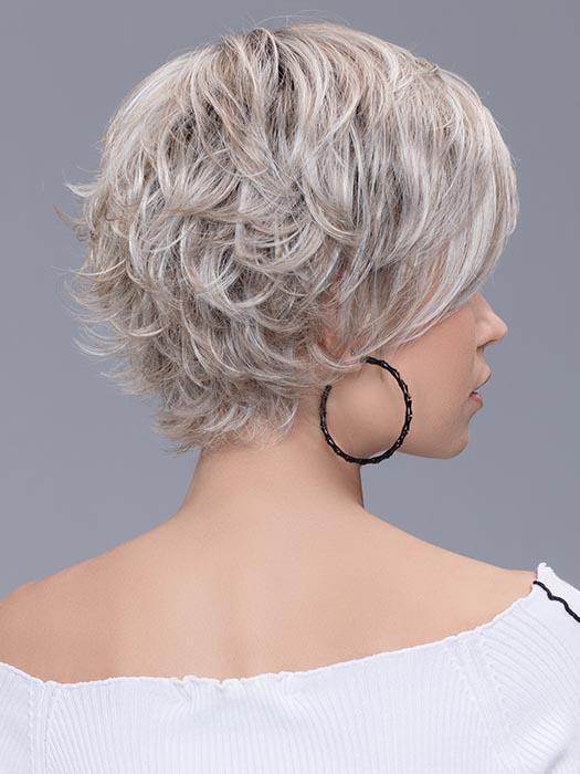 🌟Layered Flippy Lace Front Wig  (Average)