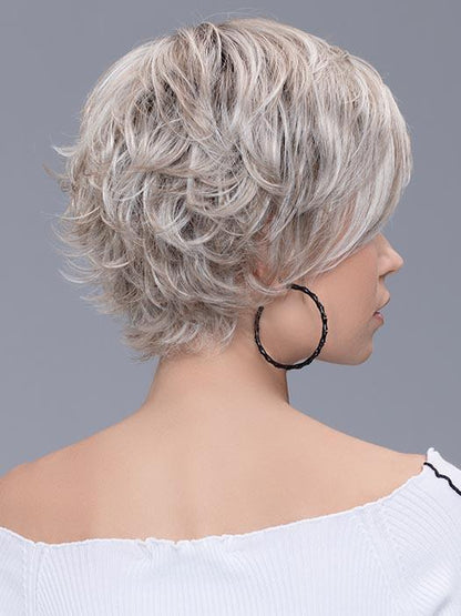 🌟Layered Flippy Lace Front Wig  (Average)